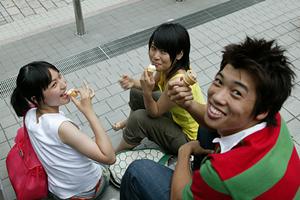 金沢の伝統工芸体験を楽しむ！親子で満喫できるおすすめプランと予約のポイント